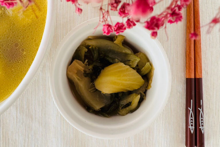 Authentic 咸菜 Recipe: Homemade Fermented Chinese Mustard Greens for Gut Health